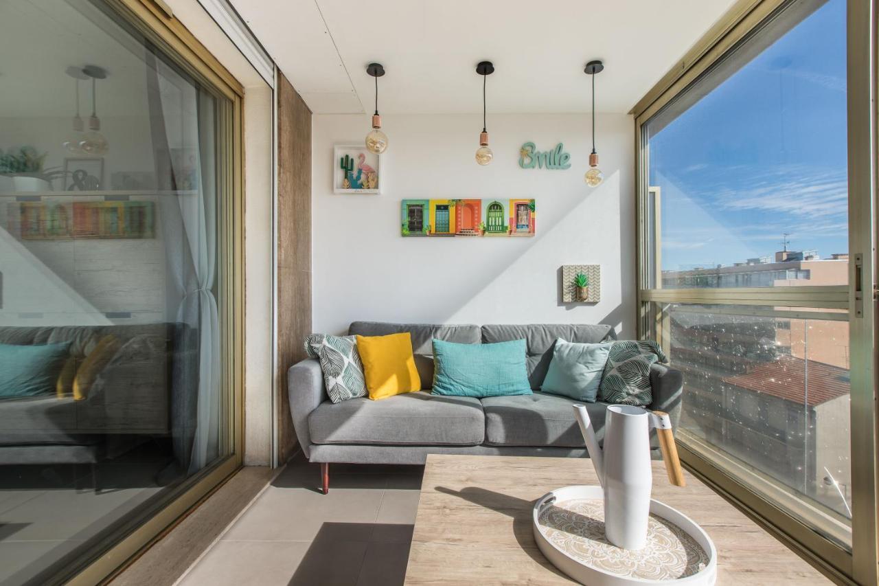 Lb Vacation Rentals I Admire Panoramic Ocean Views Through Walls Of Windows Cannes Zewnętrze zdjęcie