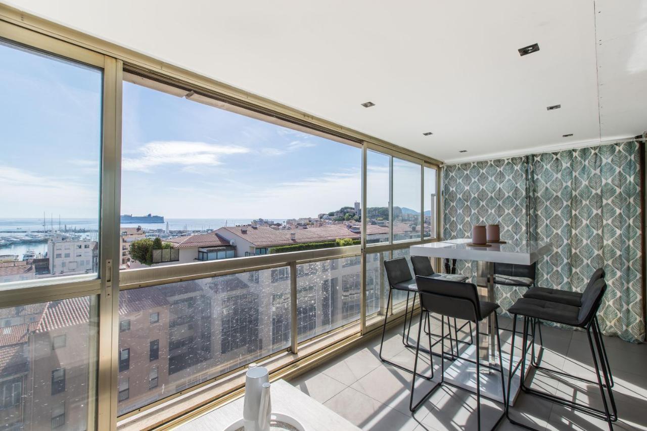 Lb Vacation Rentals I Admire Panoramic Ocean Views Through Walls Of Windows Cannes Zewnętrze zdjęcie